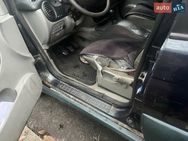 Зеленый Рено Scenic RX4, объемом двигателя 2 л и пробегом 400 тыс. км за 3000 $, фото 5 на Automoto.ua