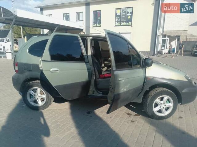 Зеленый Рено Scenic RX4, объемом двигателя 1.9 л и пробегом 330 тыс. км за 4000 $, фото 4 на Automoto.ua
