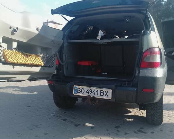 Зеленый Рено Scenic RX4, объемом двигателя 1.9 л и пробегом 330 тыс. км за 4000 $, фото 10 на Automoto.ua