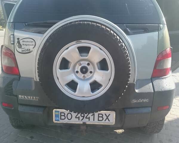 Зеленый Рено Scenic RX4, объемом двигателя 1.9 л и пробегом 330 тыс. км за 4000 $, фото 2 на Automoto.ua