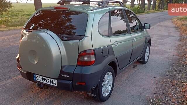 Зеленый Рено Scenic RX4, объемом двигателя 2 л и пробегом 475 тыс. км за 4900 $, фото 5 на Automoto.ua