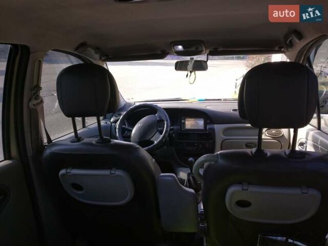 Зеленый Рено Scenic RX4, объемом двигателя 2 л и пробегом 262 тыс. км за 4500 $, фото 8 на Automoto.ua