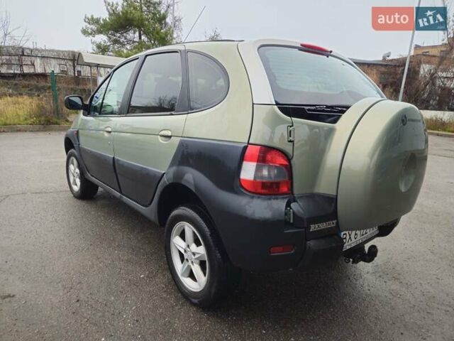 Зеленый Рено Scenic RX4, объемом двигателя 1.6 л и пробегом 225 тыс. км за 3700 $, фото 3 на Automoto.ua