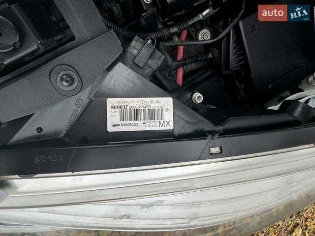 Білий Рено Scenic XMOD, об'ємом двигуна 1.6 л та пробігом 210 тис. км за 9690 $, фото 18 на Automoto.ua