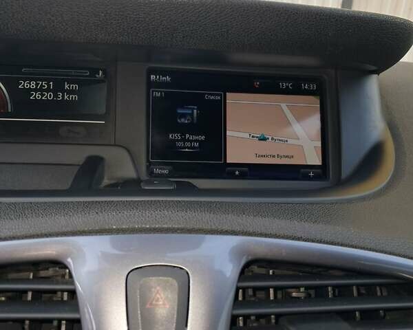 Белый Рено Scenic XMOD, объемом двигателя 1.6 л и пробегом 268 тыс. км за 8900 $, фото 16 на Automoto.ua