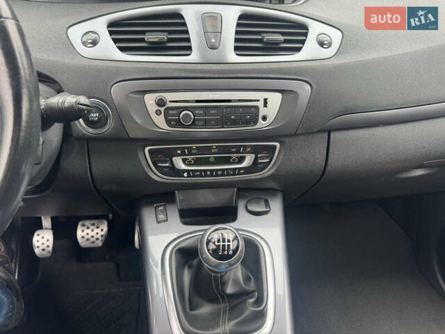 Черный Рено Scenic XMOD, объемом двигателя 1.5 л и пробегом 193 тыс. км за 10600 $, фото 16 на Automoto.ua