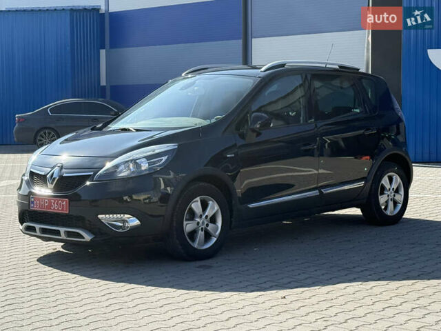 Черный Рено Scenic XMOD, объемом двигателя 0 л и пробегом 202 тыс. км за 8999 $, фото 5 на Automoto.ua