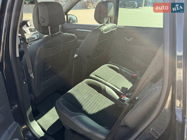 Черный Рено Scenic XMOD, объемом двигателя 0 л и пробегом 202 тыс. км за 8999 $, фото 36 на Automoto.ua