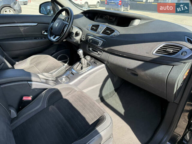 Черный Рено Scenic XMOD, объемом двигателя 0 л и пробегом 202 тыс. км за 8999 $, фото 45 на Automoto.ua