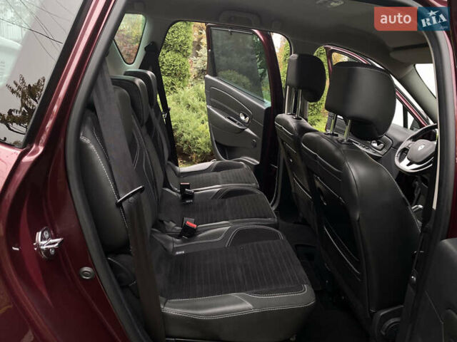 Красный Рено Scenic XMOD, объемом двигателя 1.5 л и пробегом 227 тыс. км за 9400 $, фото 49 на Automoto.ua