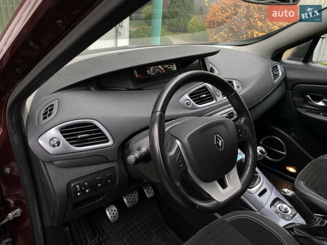 Красный Рено Scenic XMOD, объемом двигателя 1.5 л и пробегом 227 тыс. км за 9400 $, фото 37 на Automoto.ua