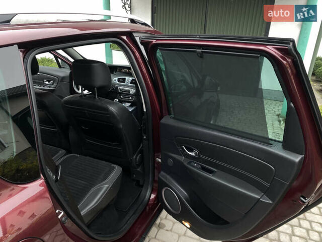 Красный Рено Scenic XMOD, объемом двигателя 1.5 л и пробегом 227 тыс. км за 9400 $, фото 48 на Automoto.ua