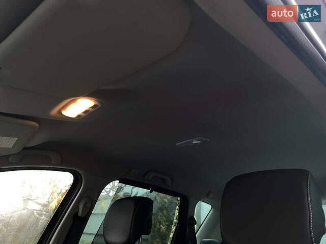 Красный Рено Scenic XMOD, объемом двигателя 1.5 л и пробегом 227 тыс. км за 9400 $, фото 39 на Automoto.ua