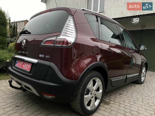 Красный Рено Scenic XMOD, объемом двигателя 1.5 л и пробегом 227 тыс. км за 9400 $, фото 17 на Automoto.ua