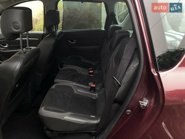 Красный Рено Scenic XMOD, объемом двигателя 1.5 л и пробегом 227 тыс. км за 9400 $, фото 41 на Automoto.ua