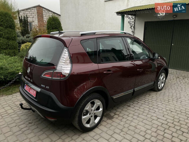 Червоний Рено Scenic XMOD, об'ємом двигуна 1.5 л та пробігом 227 тис. км за 9400 $, фото 4 на Automoto.ua