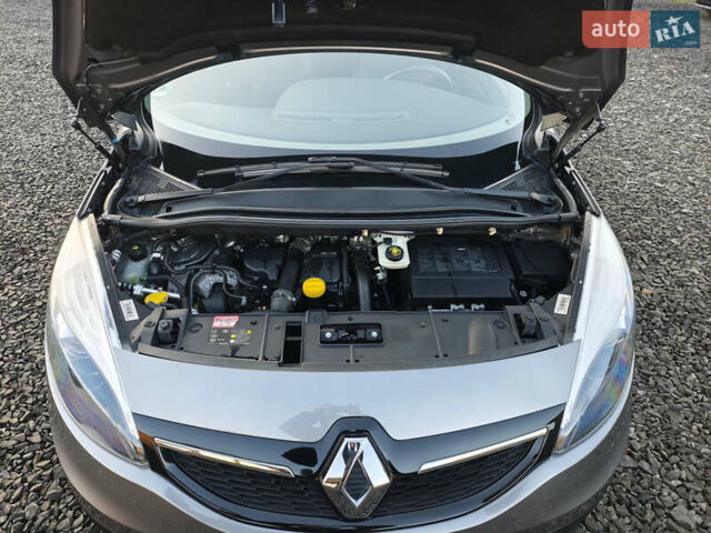 Серый Рено Scenic XMOD, объемом двигателя 1.5 л и пробегом 215 тыс. км за 10999 $, фото 53 на Automoto.ua