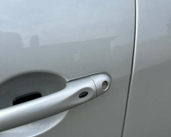 Серый Рено Scenic XMOD, объемом двигателя 1.5 л и пробегом 201 тыс. км за 10800 $, фото 11 на Automoto.ua