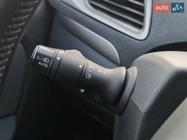 Серый Рено Scenic XMOD, объемом двигателя 1.5 л и пробегом 215 тыс. км за 10999 $, фото 30 на Automoto.ua