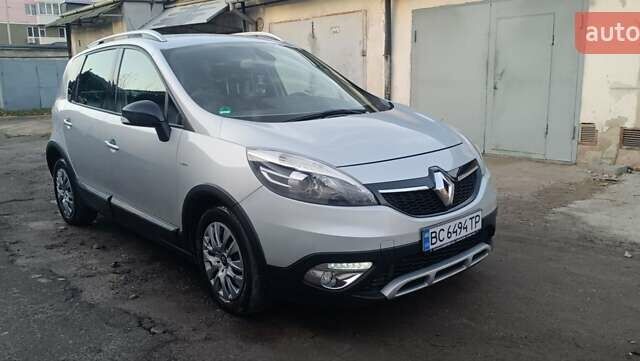 Сірий Рено Scenic XMOD, об'ємом двигуна 1.46 л та пробігом 220 тис. км за 10250 $, фото 5 на Automoto.ua