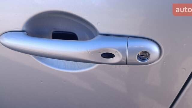 Сірий Рено Scenic XMOD, об'ємом двигуна 1.46 л та пробігом 220 тис. км за 10250 $, фото 17 на Automoto.ua