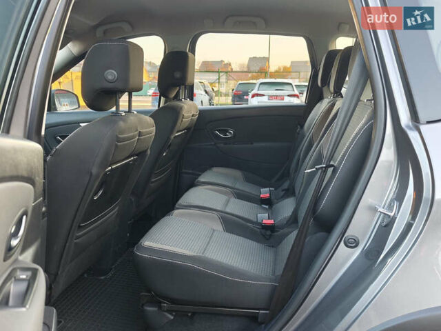 Серый Рено Scenic XMOD, объемом двигателя 1.5 л и пробегом 215 тыс. км за 10999 $, фото 23 на Automoto.ua