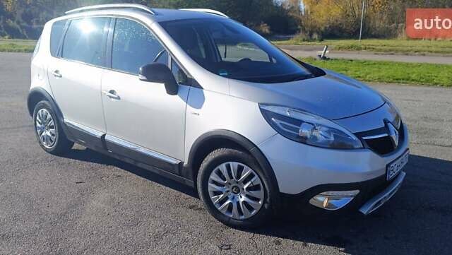 Сірий Рено Scenic XMOD, об'ємом двигуна 1.46 л та пробігом 220 тис. км за 10250 $, фото 11 на Automoto.ua