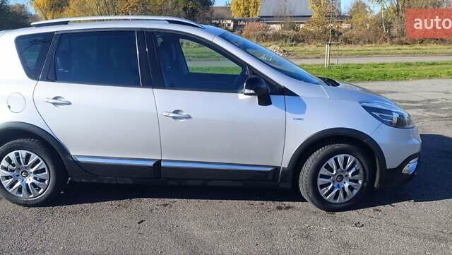 Сірий Рено Scenic XMOD, об'ємом двигуна 1.46 л та пробігом 220 тис. км за 10250 $, фото 12 на Automoto.ua