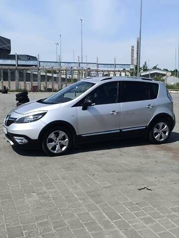 Сірий Рено Scenic XMOD, об'ємом двигуна 1.46 л та пробігом 220 тис. км за 10249 $, фото 3 на Automoto.ua