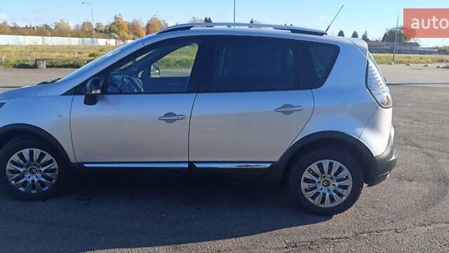 Сірий Рено Scenic XMOD, об'ємом двигуна 1.46 л та пробігом 220 тис. км за 10250 $, фото 15 на Automoto.ua