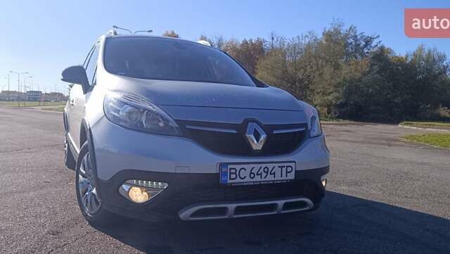 Сірий Рено Scenic XMOD, об'ємом двигуна 1.46 л та пробігом 220 тис. км за 10250 $, фото 9 на Automoto.ua