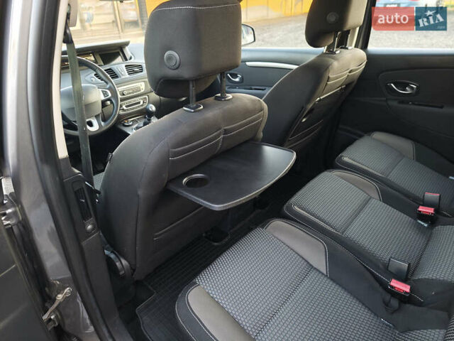 Серый Рено Scenic XMOD, объемом двигателя 1.5 л и пробегом 215 тыс. км за 10999 $, фото 25 на Automoto.ua