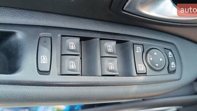 Сірий Рено Scenic XMOD, об'ємом двигуна 1.46 л та пробігом 220 тис. км за 10249 $, фото 21 на Automoto.ua