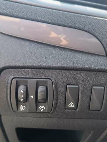 Сірий Рено Scenic XMOD, об'ємом двигуна 1.46 л та пробігом 220 тис. км за 10249 $, фото 19 на Automoto.ua