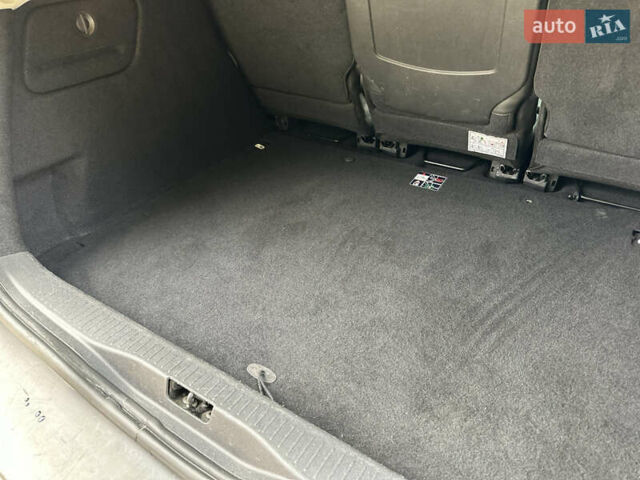 Серый Рено Scenic XMOD, объемом двигателя 1.5 л и пробегом 201 тыс. км за 10800 $, фото 30 на Automoto.ua