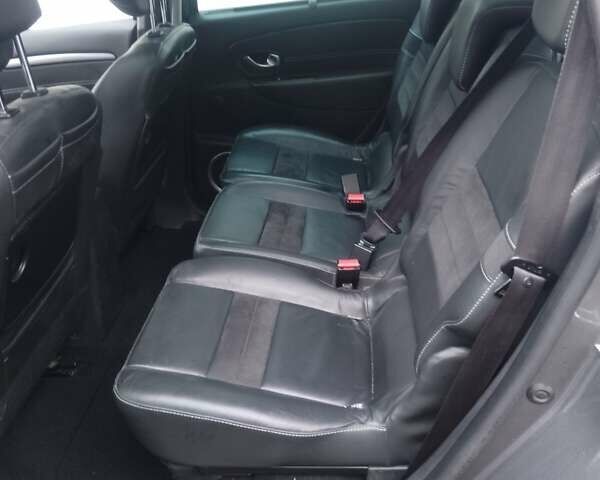 Сірий Рено Scenic XMOD, об'ємом двигуна 1.2 л та пробігом 244 тис. км за 9800 $, фото 18 на Automoto.ua