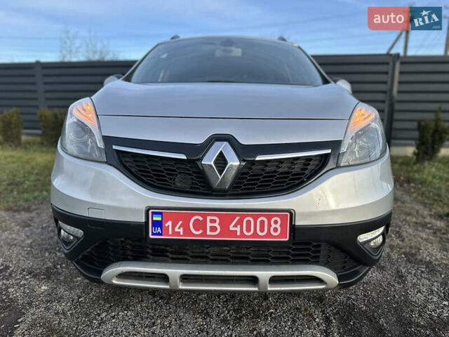 Серый Рено Scenic XMOD, объемом двигателя 1.5 л и пробегом 178 тыс. км за 9000 $, фото 11 на Automoto.ua