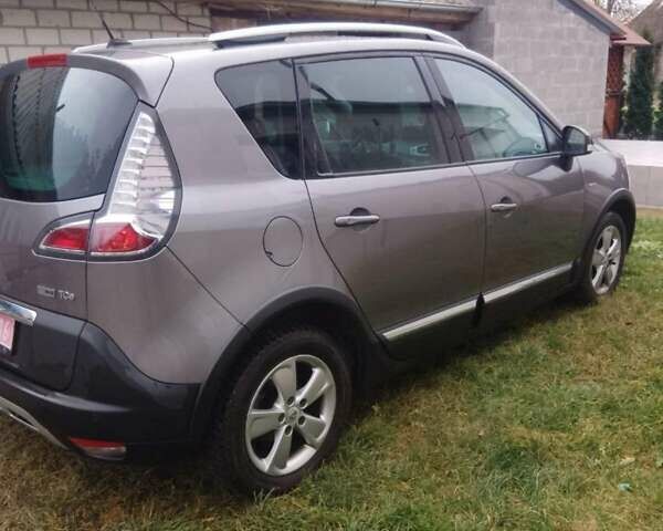 Сірий Рено Scenic XMOD, об'ємом двигуна 1.2 л та пробігом 244 тис. км за 9500 $, фото 2 на Automoto.ua