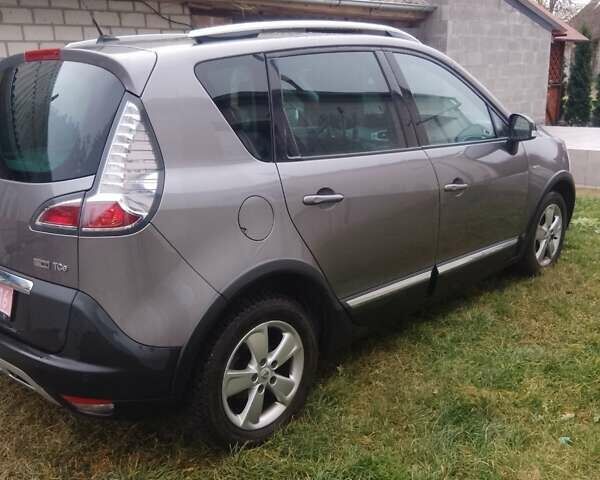 Сірий Рено Scenic XMOD, об'ємом двигуна 1.2 л та пробігом 244 тис. км за 9800 $, фото 19 на Automoto.ua