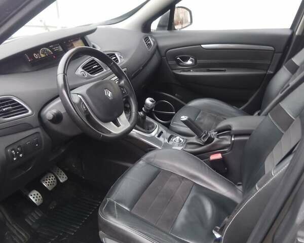 Сірий Рено Scenic XMOD, об'ємом двигуна 1.2 л та пробігом 244 тис. км за 9500 $, фото 13 на Automoto.ua