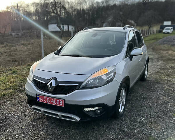 Серый Рено Scenic XMOD, объемом двигателя 1.5 л и пробегом 178 тыс. км за 9000 $, фото 25 на Automoto.ua