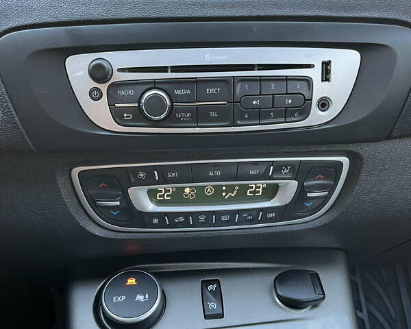 Синий Рено Scenic XMOD, объемом двигателя 1.5 л и пробегом 231 тыс. км за 9650 $, фото 19 на Automoto.ua