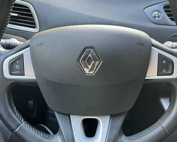 Синий Рено Scenic XMOD, объемом двигателя 1.5 л и пробегом 231 тыс. км за 9650 $, фото 21 на Automoto.ua