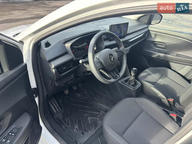 Рено Taliant 2024 в Днепре (Днепропетровске) на Automoto.ua Белый Рено Taliant, объемом двигателя 1 л и пробегом 1 тыс. км за 15598 $, фото 5 на Automoto.ua