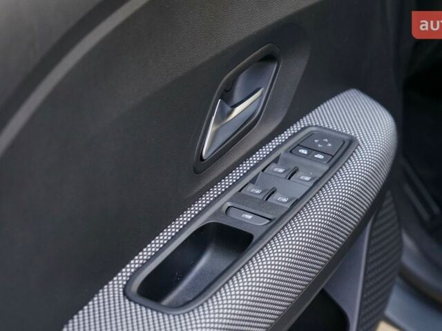 Рено Taliant, объемом двигателя 1 л и пробегом 0 тыс. км за 20917 $, фото 14 на Automoto.ua