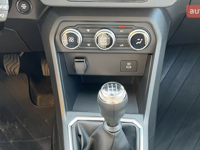 Рено Taliant, объемом двигателя 1 л и пробегом 0 тыс. км за 19623 $, фото 7 на Automoto.ua