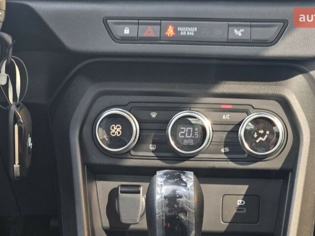 Рено Taliant, объемом двигателя 1 л и пробегом 0 тыс. км за 20762 $, фото 23 на Automoto.ua