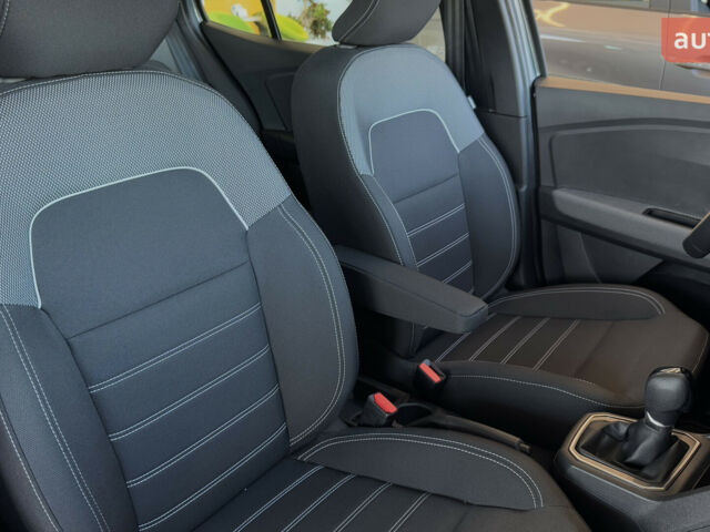 купить новое авто Рено Taliant 2025 года от официального дилера Автоцентр AUTO.RIA Рено фото