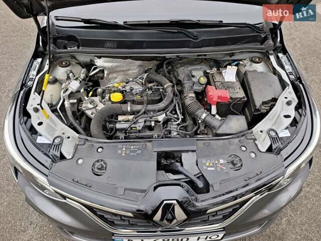 Серый Рено Taliant, объемом двигателя 1 л и пробегом 36 тыс. км за 19603 $, фото 11 на Automoto.ua