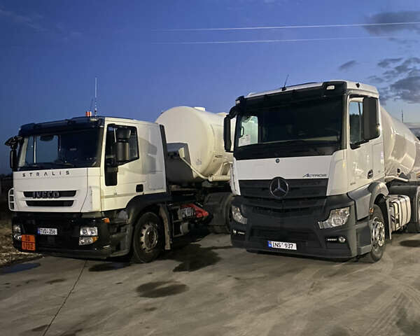 Белый Рохр Рохр, объемом двигателя 0 л и пробегом 200 тыс. км за 30000 $, фото 7 на Automoto.ua